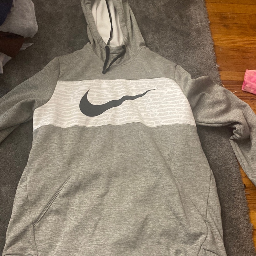 Large Nike dry-fit hoodie